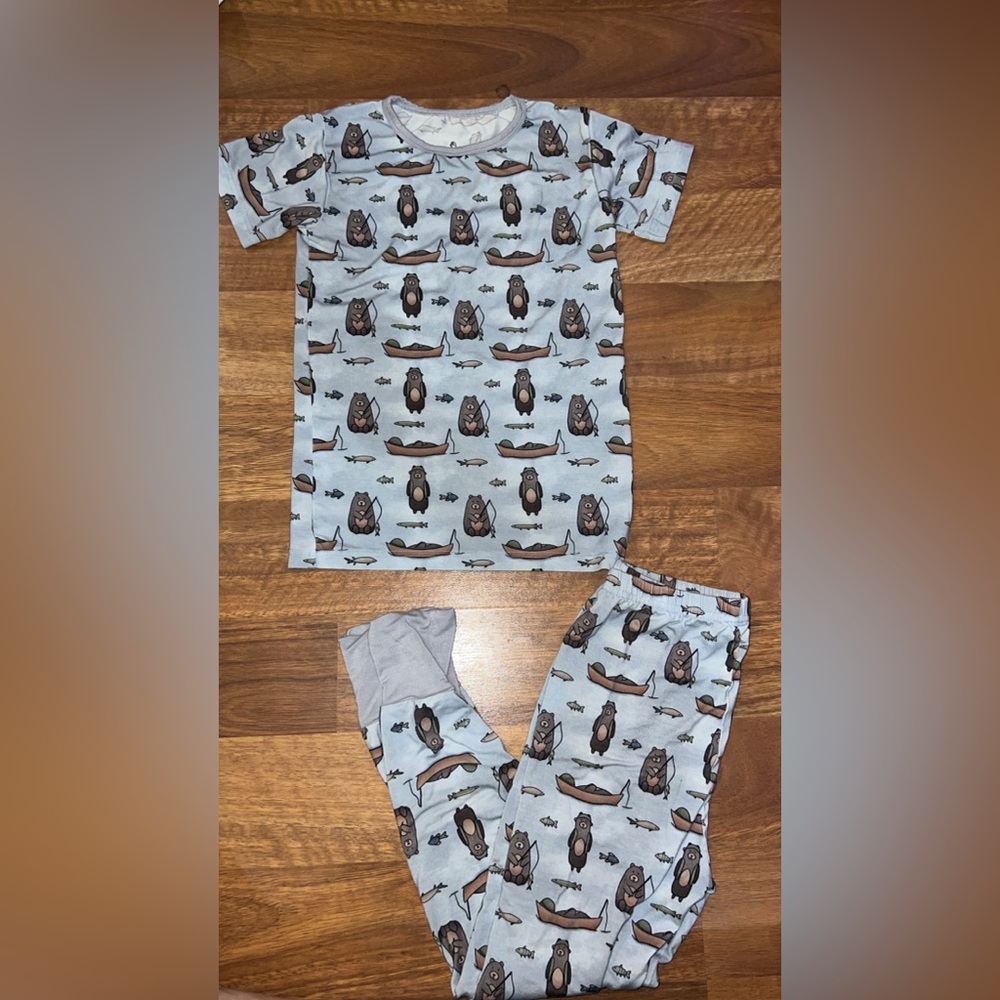 Kids Bamboo pajama short sleeved set, light blue, bear fishing, size 7/8